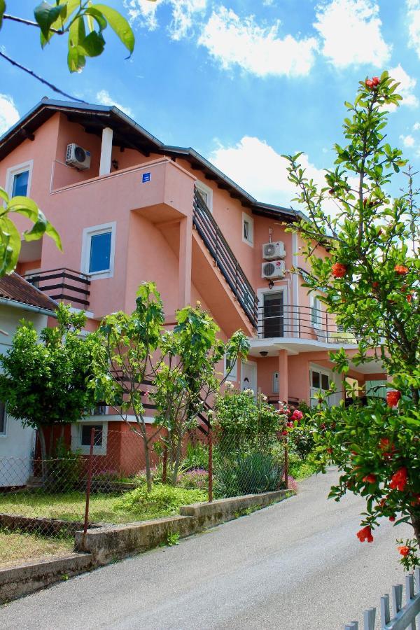 Apartments With A Parking Space Bilice, Krka - 13545 시베니크 외부 사진