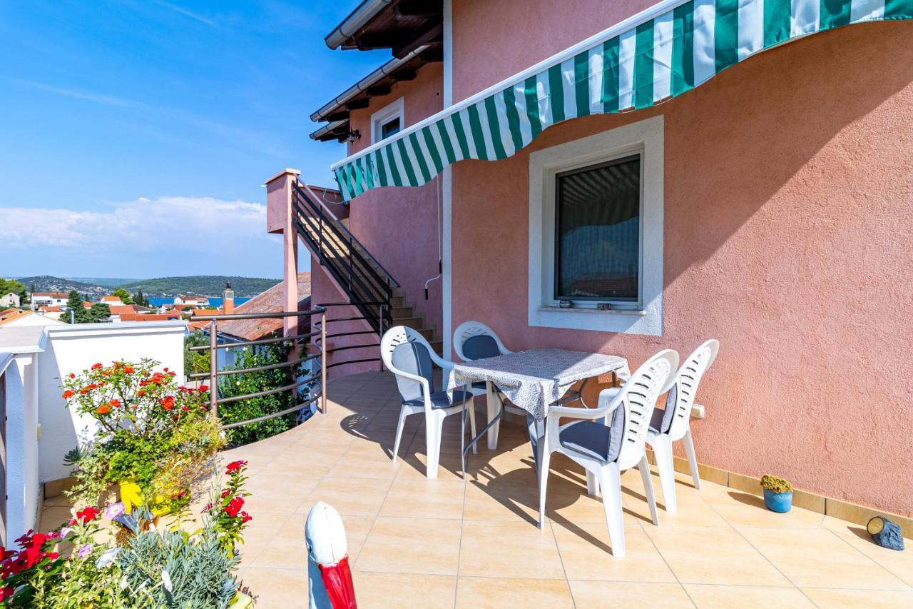Apartments With A Parking Space Bilice, Krka - 13545 시베니크 외부 사진